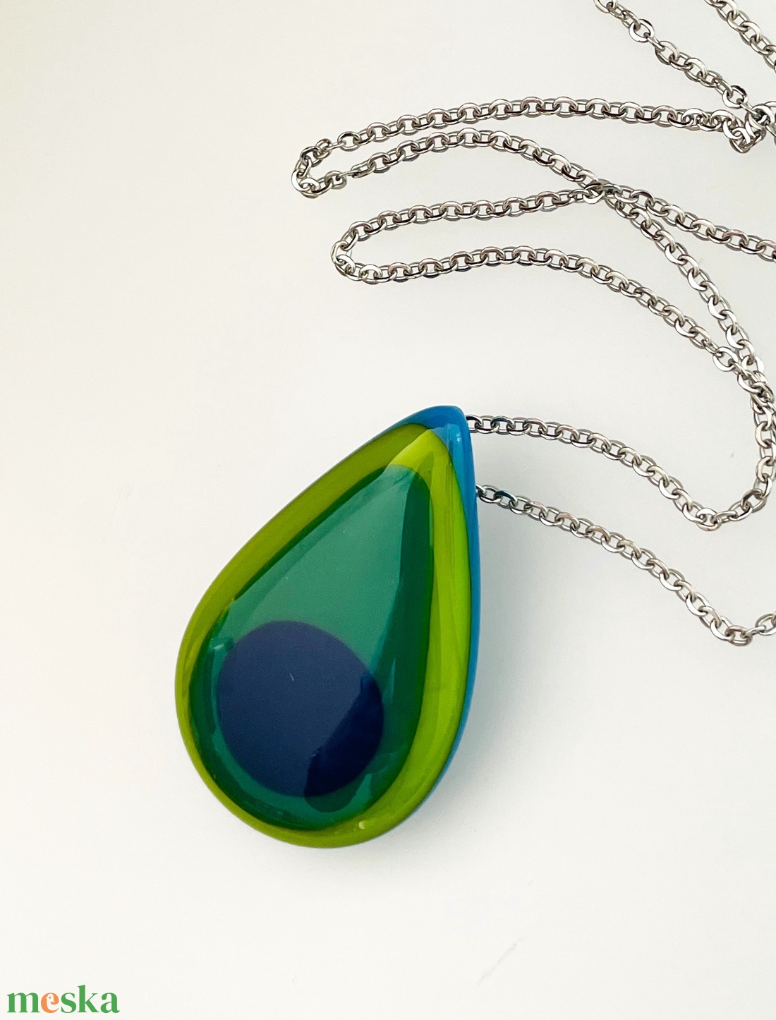 Pávatoll medál, üvegékszer - ékszer - nyaklánc - medálos nyaklánc - Meska.hu