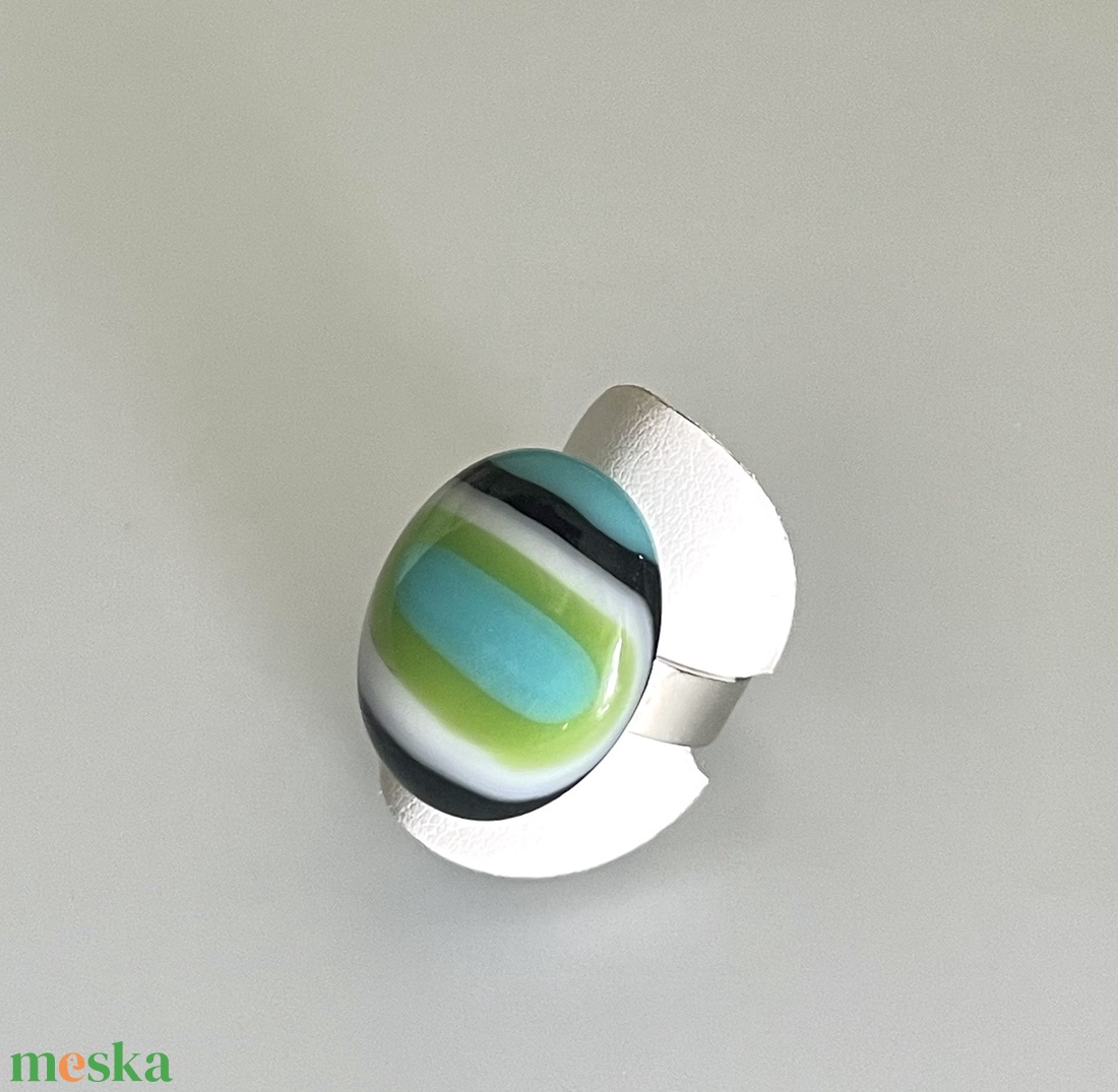 Állítható alapú gyűrű, üvegékszer - ékszer - gyűrű - üveglencsés gyűrű - Meska.hu