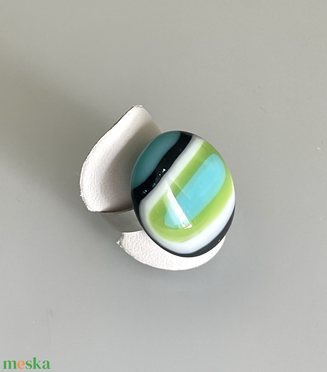 Állítható alapú gyűrű, üvegékszer - ékszer - gyűrű - üveglencsés gyűrű - Meska.hu