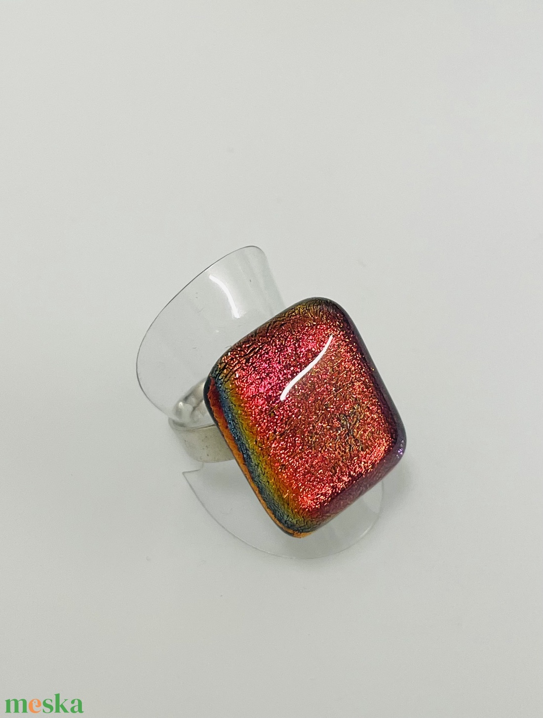 Bordón, narancsosan irizáló gyűrű, üvegékszer - ékszer - gyűrű - figurális gyűrű - Meska.hu