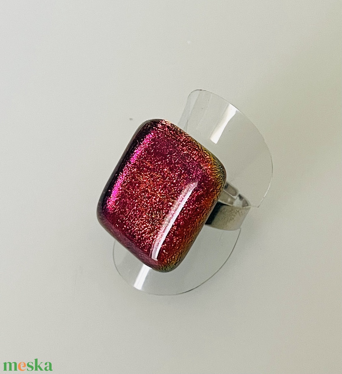 Bordón, narancsosan irizáló gyűrű, üvegékszer - ékszer - gyűrű - figurális gyűrű - Meska.hu