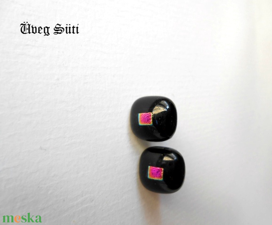 NEMESACÉL Fekete sakk-matt pink fekete fülbevaló üvegékszer ajándék nőknek, születésnapra - ékszer - fülbevaló - pötty fülbevaló - Meska.hu NEMESACÉL Fekete sakk-matt pink fekete fülbevaló üvegékszer ajándék nőknek, születésnapra - ékszer - fülbevaló - pötty fülbevaló - Meska.hu