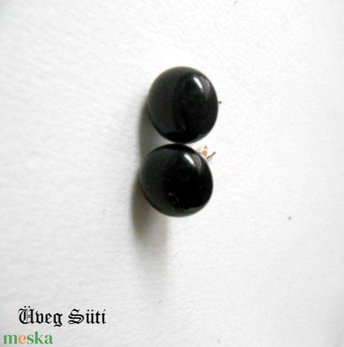NEMESACÉL Korom fekete  fülbevaló üvegékszer - ékszer - fülbevaló - pötty fülbevaló - Meska.hu