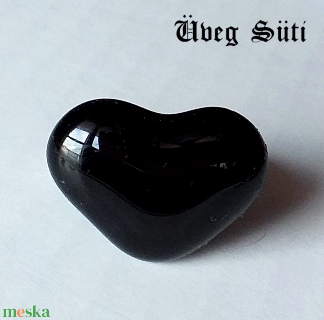 NEMESACÉL Fekete szv gyűrű üvegékszer valentínnapra, éjfekete szívecskés gyűrű - ékszer - gyűrű - statement gyűrű - Meska.hu NEMESACÉL Fekete szv gyűrű üvegékszer valentínnapra, éjfekete szívecskés gyűrű - ékszer - gyűrű - statement gyűrű - Meska.hu
