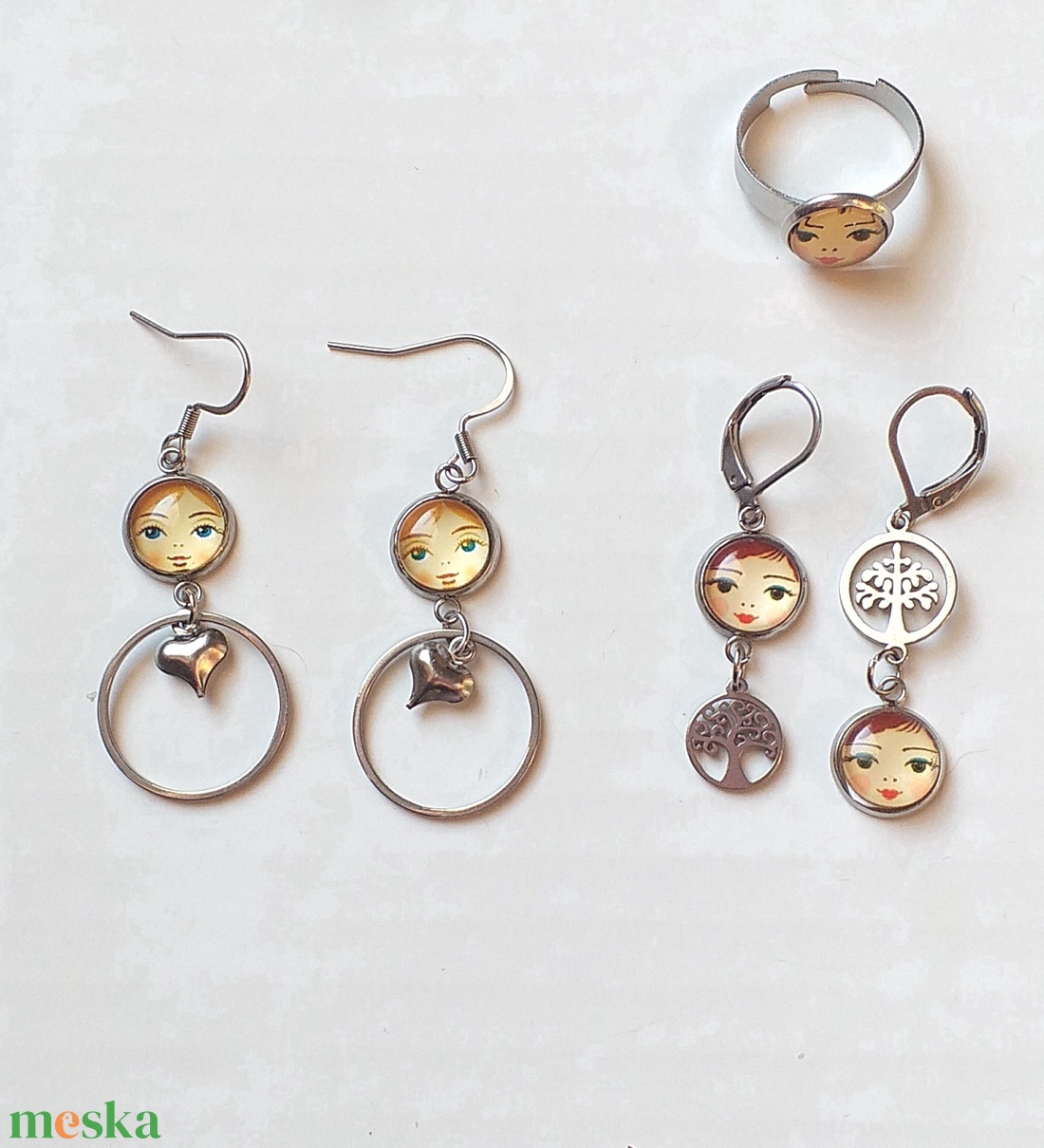 NEMESACÉL Minimál babás angyalkás nemesacél franciakapcsos fülbevaló, fehér  barna - ékszer - fülbevaló - lógó fülbevaló - Meska.hu