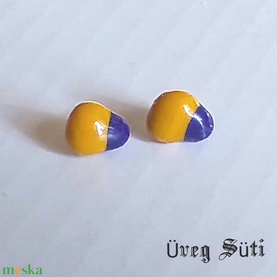 NEMESACÉL Duocolor fülbevaló  sötétkék, mustár sárga üvegékszer nemesacél szerelékkel aj�ndék  - ékszer - fülbevaló - pötty fülbevaló - Meska.hu