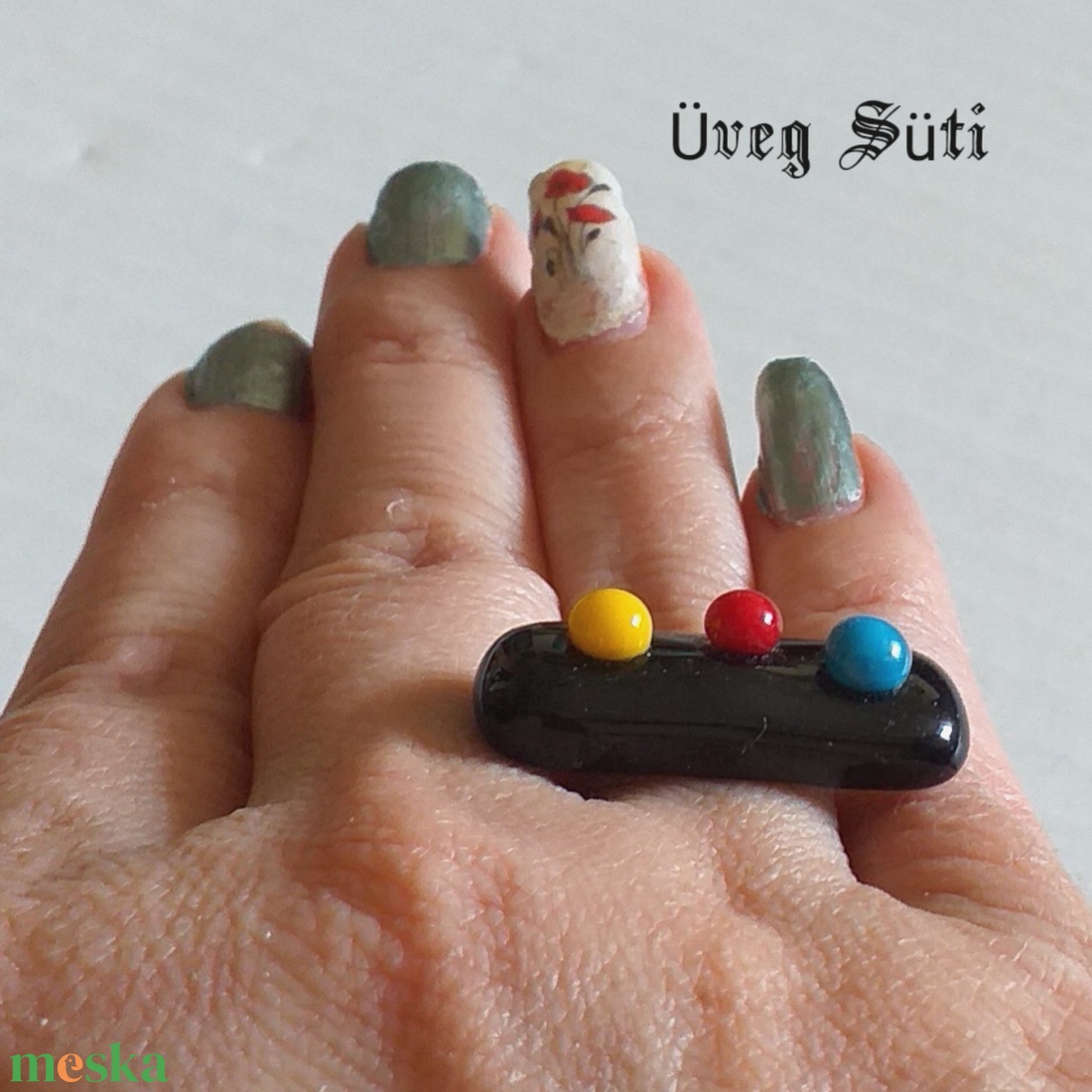 NEMESACÉL Fekete  piros sárga  kék bolygó gyűrű üvegékszer ajndék nőknek - ékszer - gyűrű - statement gyűrű - Meska.hu