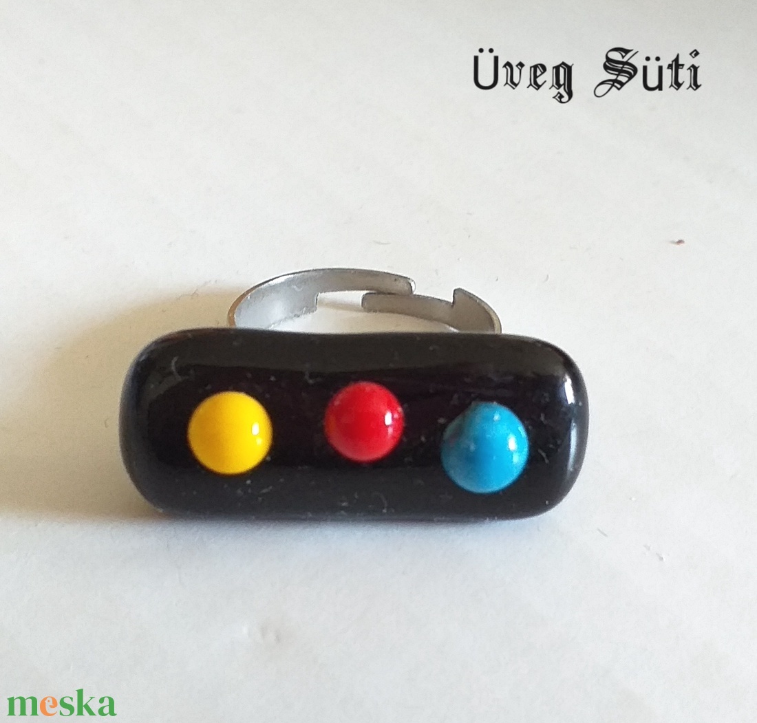 NEMESACÉL Fekete  piros sárga  kék bolygó gyűrű üvegékszer ajndék nőknek - ékszer - gyűrű - statement gyűrű - Meska.hu