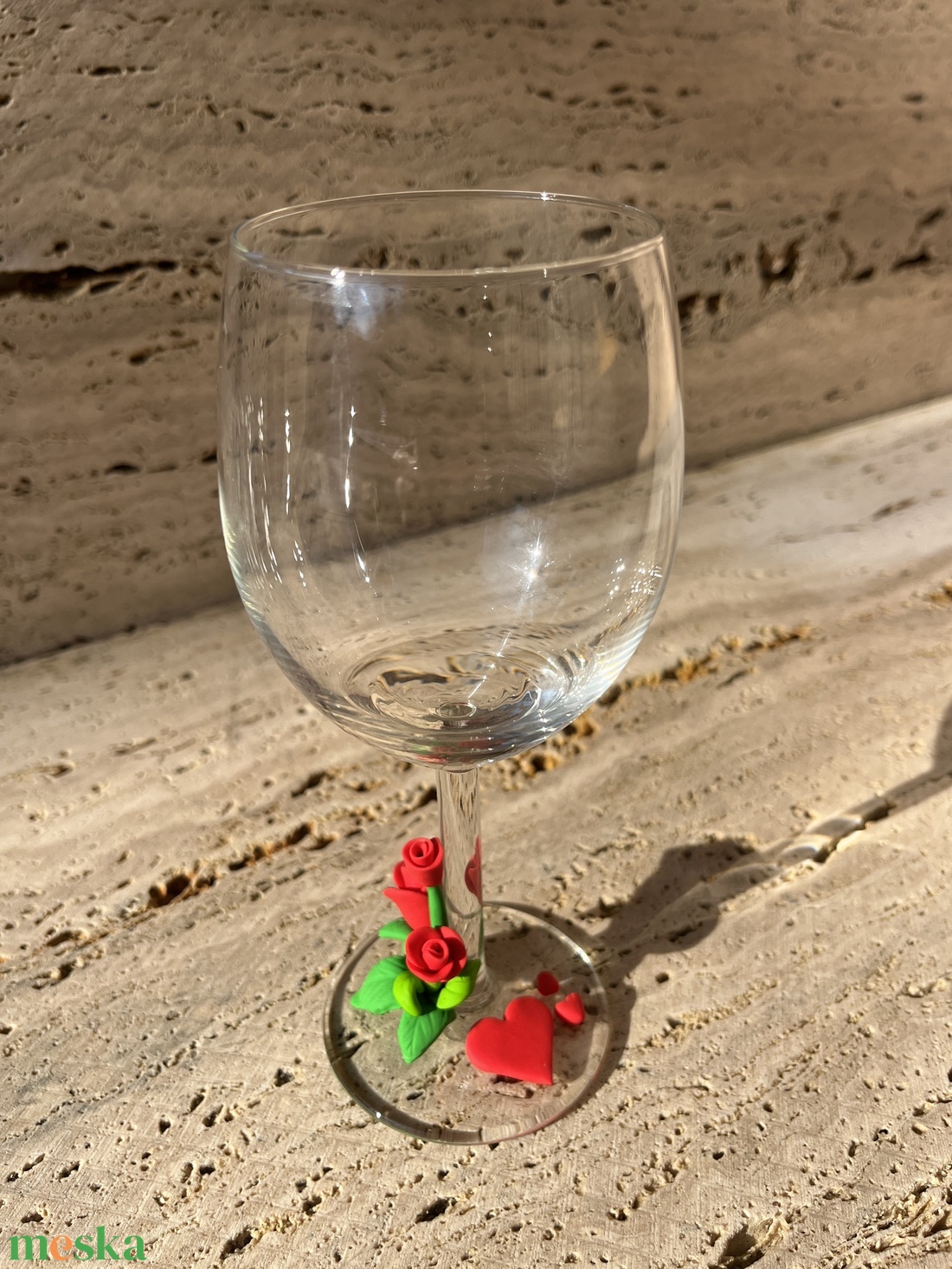 Borospohár kézzel készített gyurma díszítéssel - otthon & életmód - konyhafelszerelés, tálalás - tálalás - boros poharak, szettek - Meska.hu