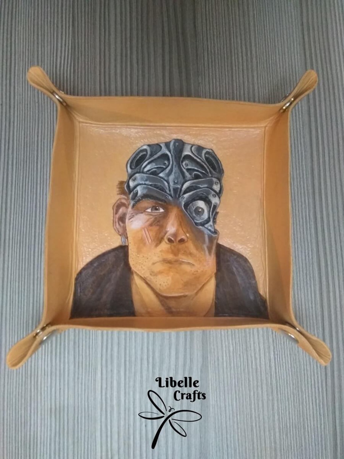 Cyborg kockadobó tálca - játék & sport - táblajáték és kártyajáték - társasjátékok - dobókocka - Meska.hu