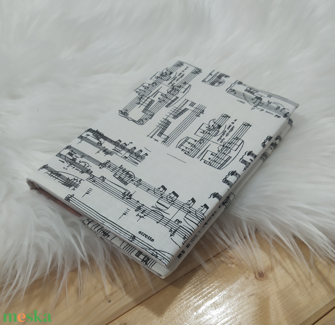Textil könyvborító - könyv & zene - könyvtok - Meska.hu