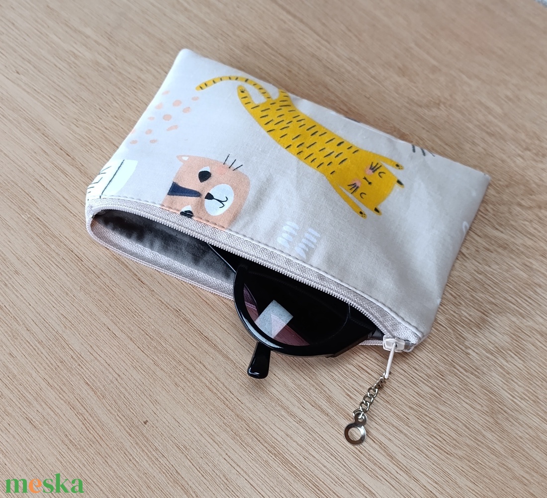 Kézzel készült pamut neszesszer � sokoldalú tolltartó, szemüvegtok vagy pénztárca - táska & tok - pénztárca & más tok - zsebkendőtartó tok - Meska.hu