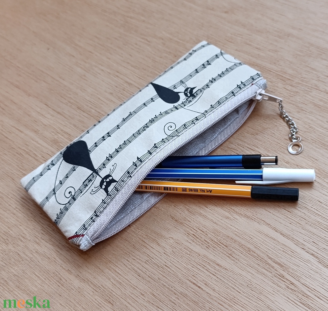 Cicás tolltartó � sokoldalú szemüvegtok vagy aprótartó - táska & tok - pénztárca & más tok - fülhallgató tok  - Meska.hu