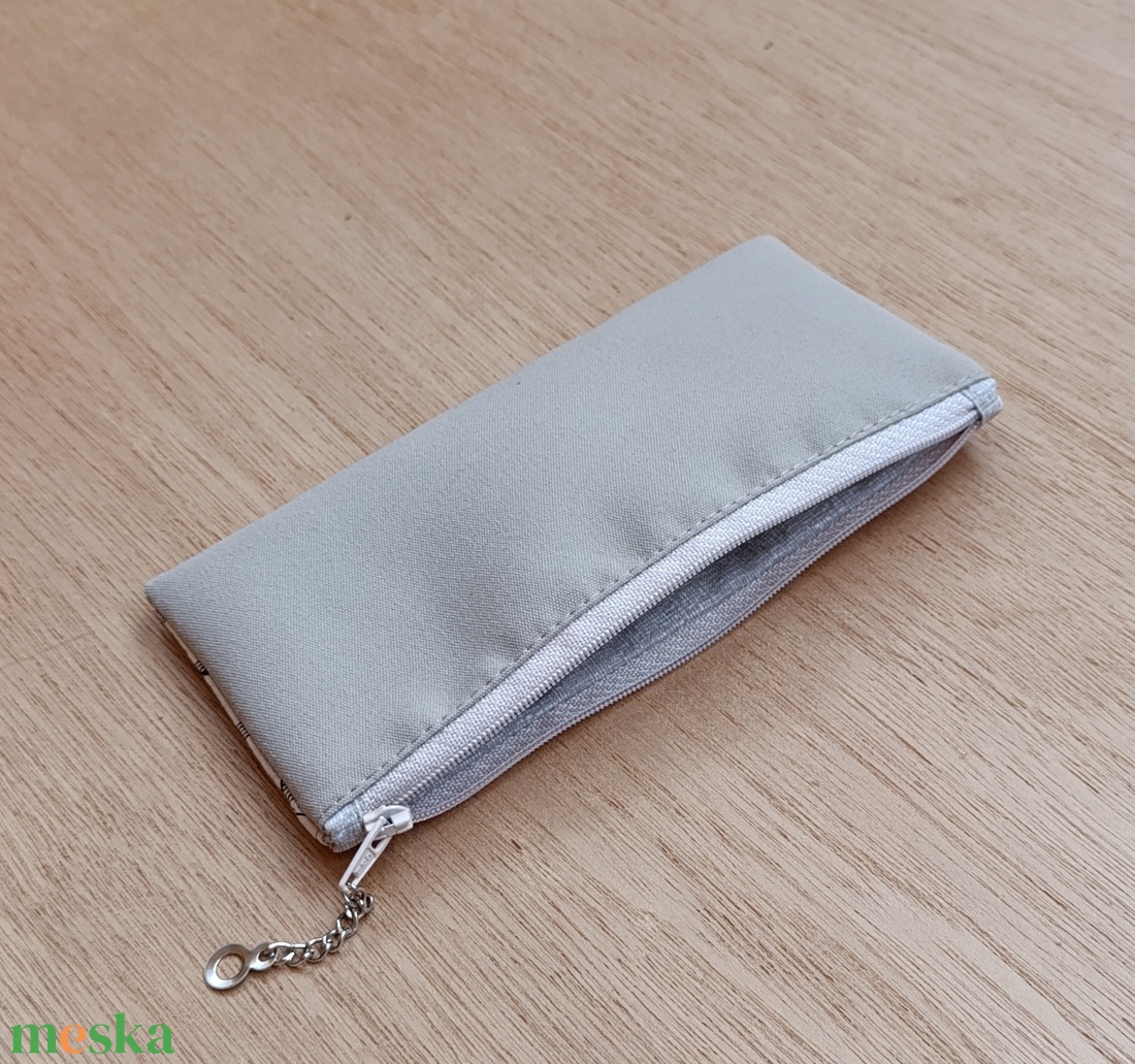 Cicás tolltartó � sokoldalú szemüvegtok vagy aprótartó - táska & tok - pénztárca & más tok - fülhallgató tok  - Meska.hu