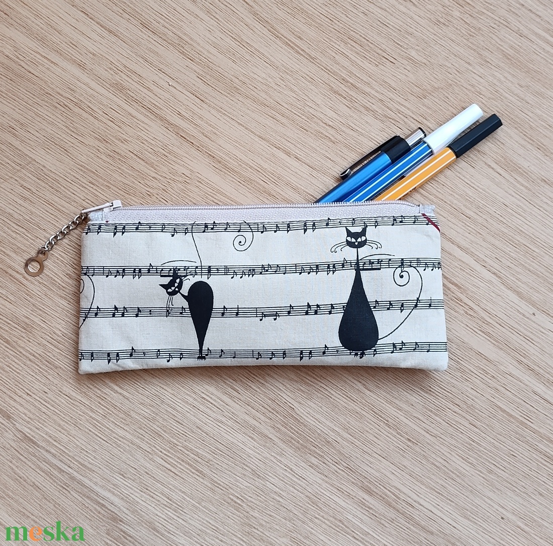 Cicás tolltartó � sokoldalú szemüvegtok vagy aprótartó - táska & tok - pénztárca & más tok - fülhallgató tok  - Meska.hu