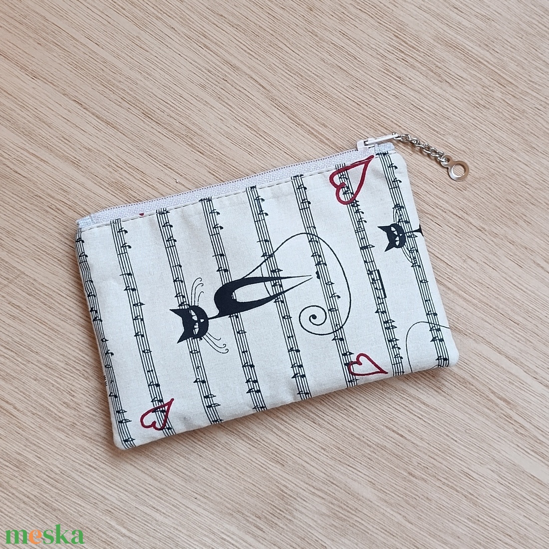 Cicás neszesszer  - táska & tok - pénztárca & más tok - fülhallgató tok  - Meska.hu