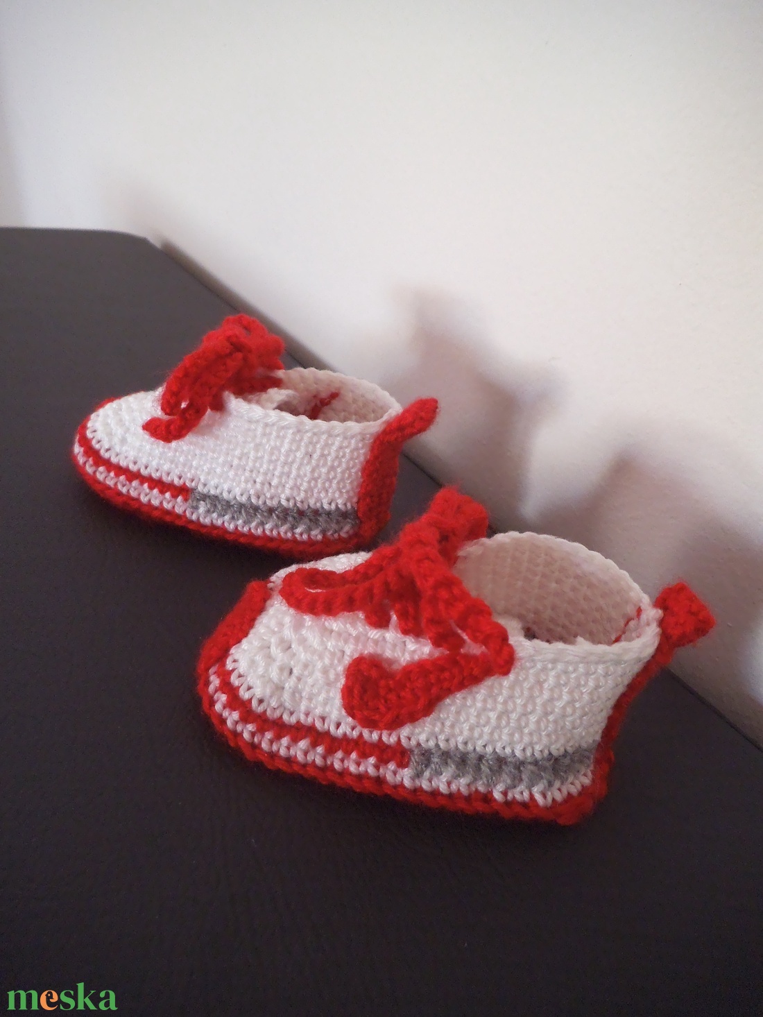 Nike stílusú horgolt babacipő talphossz: 9 cm 0-3 hóig - - Meska.hu Nike stílusú horgolt babacipő talphossz: 9 cm 0-3 hóig - - Meska.hu