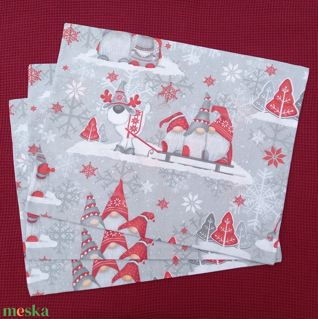 Kispárna huzat - piros manós - otthon & életmód - lakástextil - párna & párnahuzat - díszpárnahuzat - Meska.hu