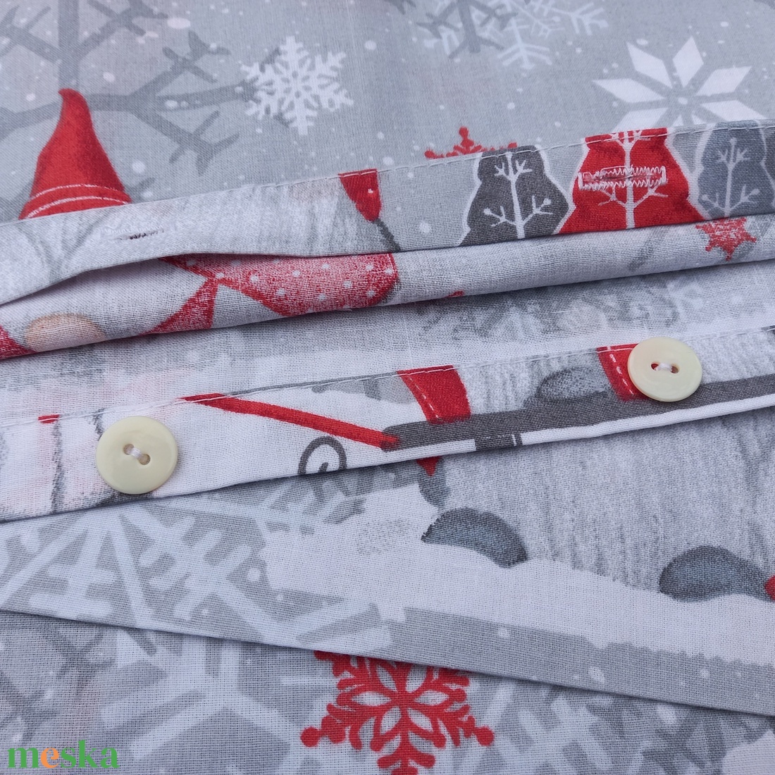 Kispárna huzat - piros manós - otthon & életmód - lakástextil - párna & párnahuzat - díszpárnahuzat - Meska.hu