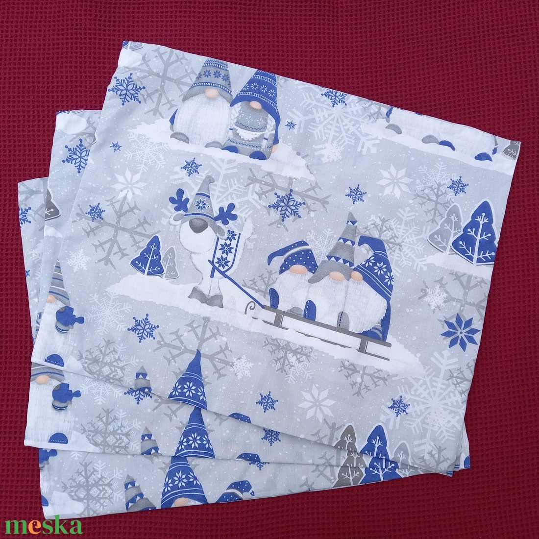 Kispárna huzat - kék manós - otthon & életmód - lakástextil - párna & párnahuzat - díszpárnahuzat - Meska.hu