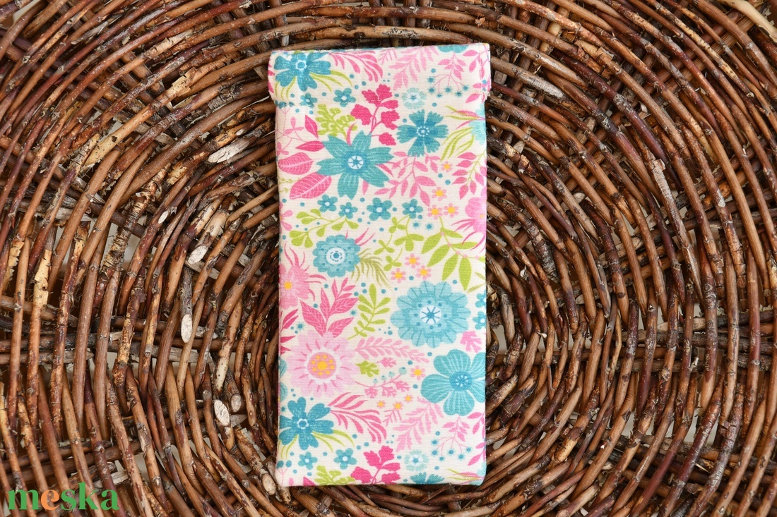 Virágos szemüvegtok több színben, 9x18cm, pikk-pakk zárral - táska & tok - pénztárca & más tok - szemüvegtok - Meska.hu