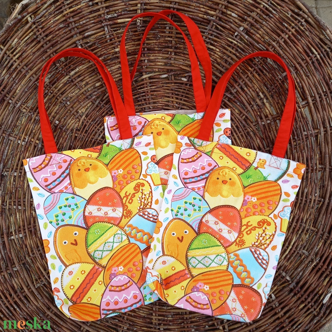 Színes húsvéti textiltáska piros füllel, 24x31 cm  - táska & tok - bevásárlás & shopper táska - shopper, textiltáska, szatyor - Meska.hu