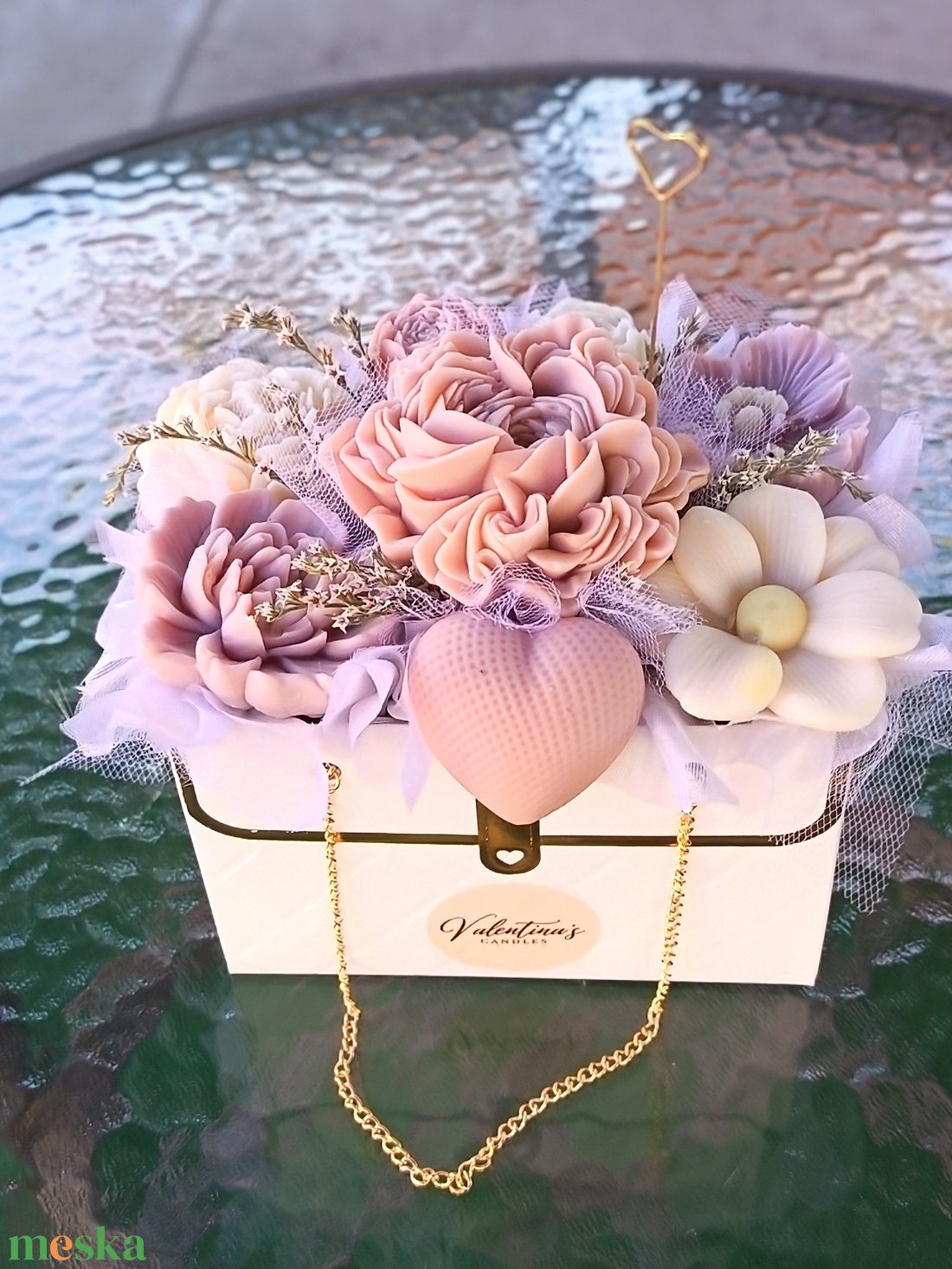 Anyák napi virágbox - otthon & életmód - virágdekoráció - virágok - virágbox - Meska.hu