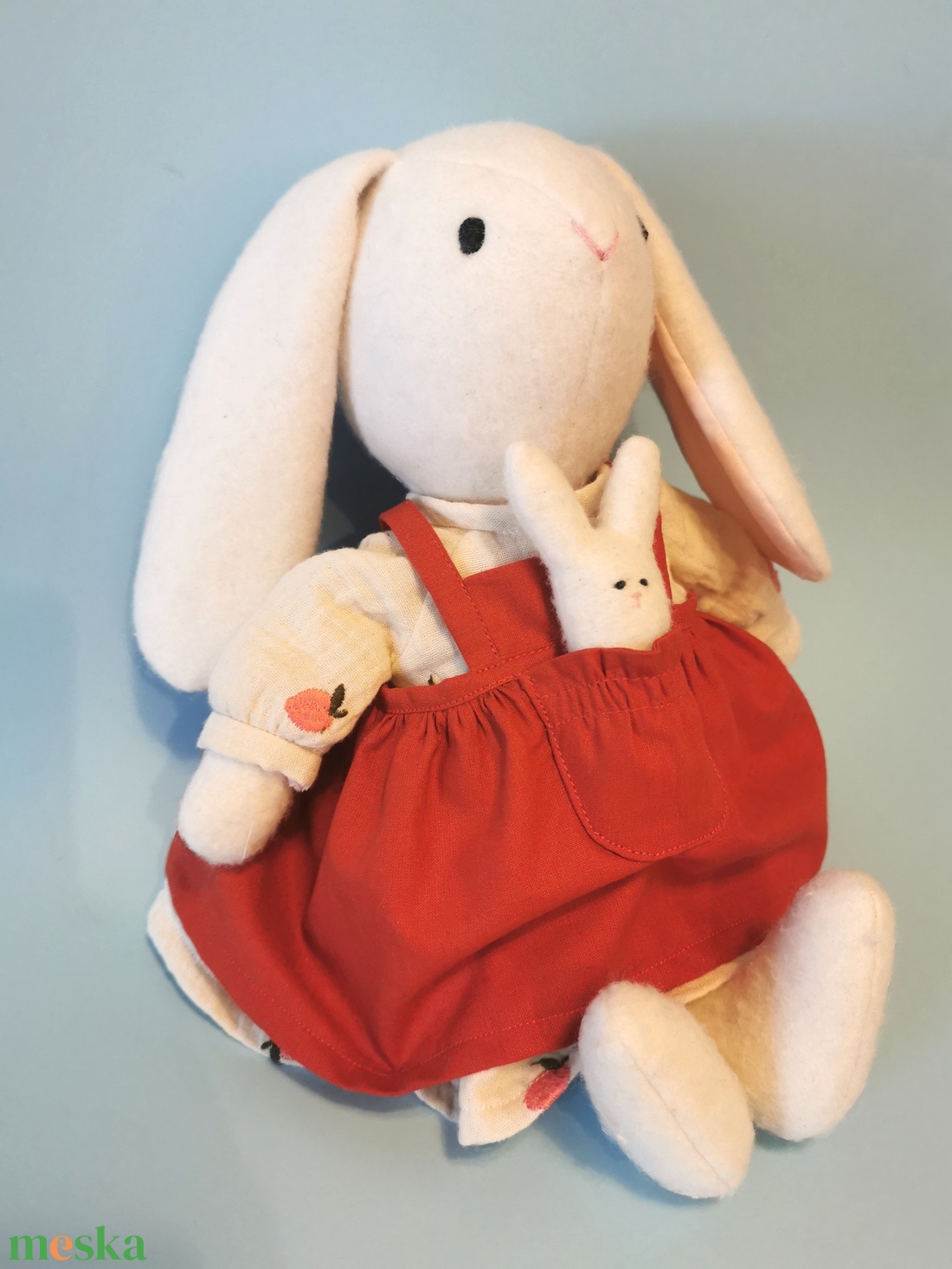 Baba nyuszi, meleg, pihe-puha Zsebnyuszi, 10 cm - játék & sport - plüssállat & játékfigura - nyuszi - Meska.hu