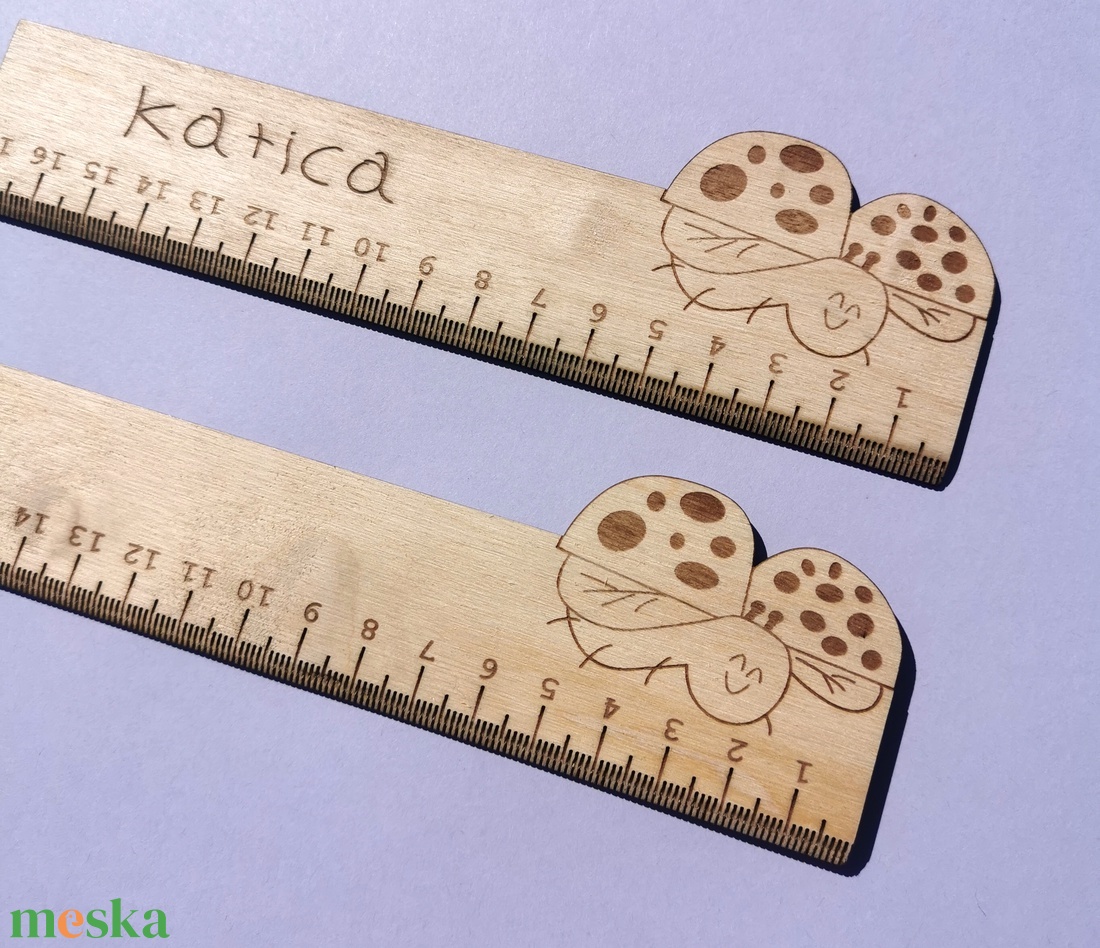 Egyedi, névre szóló Katicás fa vonalzó, 17 cm - otthon & életmód - papír, írószer - ceruza & toll - Meska.hu