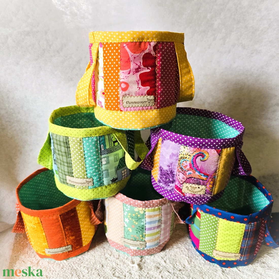 Henger alakú textil tároló fülekkel - táska & tok - bevásárlás & shopper táska - shopper, textiltáska, szatyor - Meska.hu Henger alakú textil tároló fülekkel - táska & tok - bevásárlás & shopper táska - shopper, textiltáska, szatyor - Meska.hu