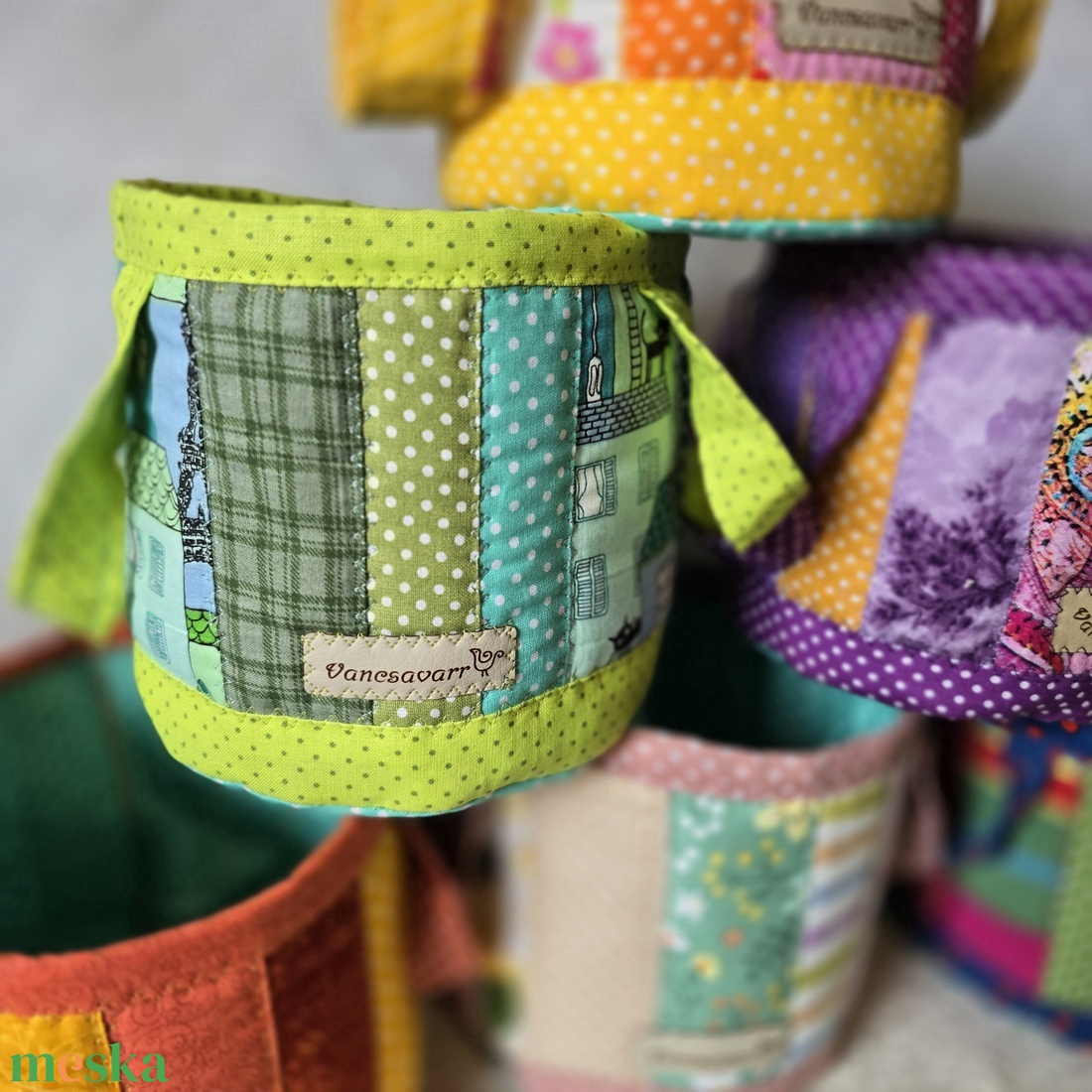 Henger alakú textil tároló fülekkel - táska & tok - bevásárlás & shopper táska - shopper, textiltáska, szatyor - Meska.hu Henger alakú textil tároló fülekkel - táska & tok - bevásárlás & shopper táska - shopper, textiltáska, szatyor - Meska.hu