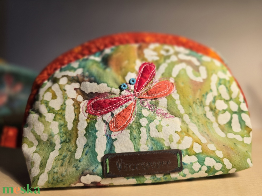 Szitakötős, batikolt mintás neszesszer - táska & tok - neszesszer - Meska.hu