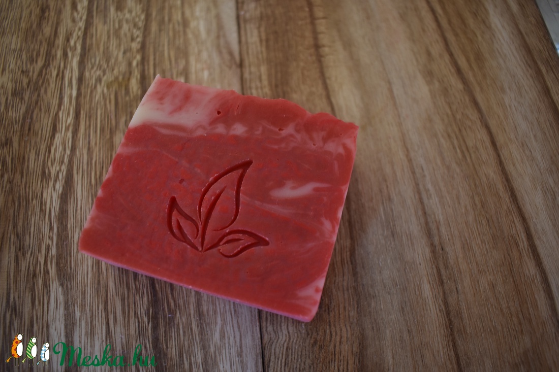 Shea vajas szappan eper illattal 130g - - Meska.hu Shea vajas szappan eper illattal 130g - - Meska.hu
