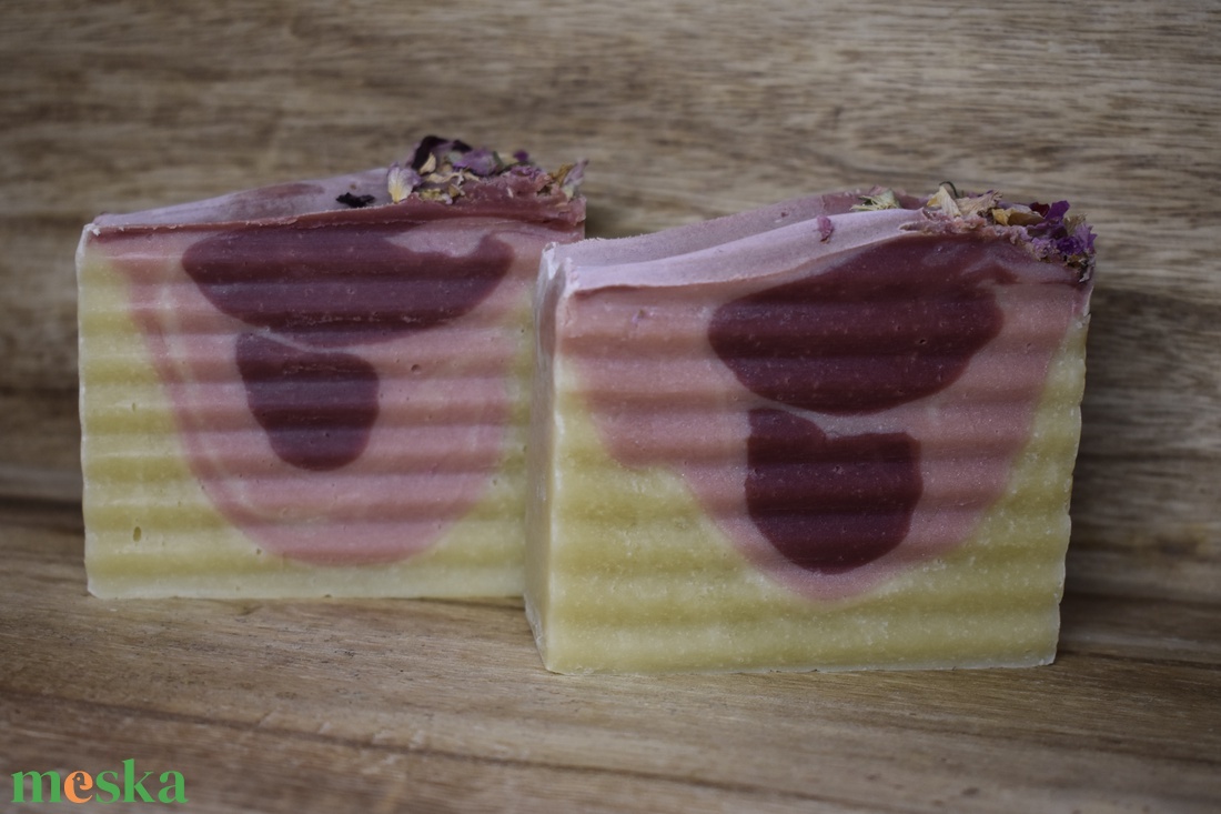 Bio rózsaszappan 130g - szépségápolás - szappan & fürdés - kézműves szappan - Meska.hu Bio rózsaszappan 130g - szépségápolás - szappan & fürdés - kézműves szappan - Meska.hu