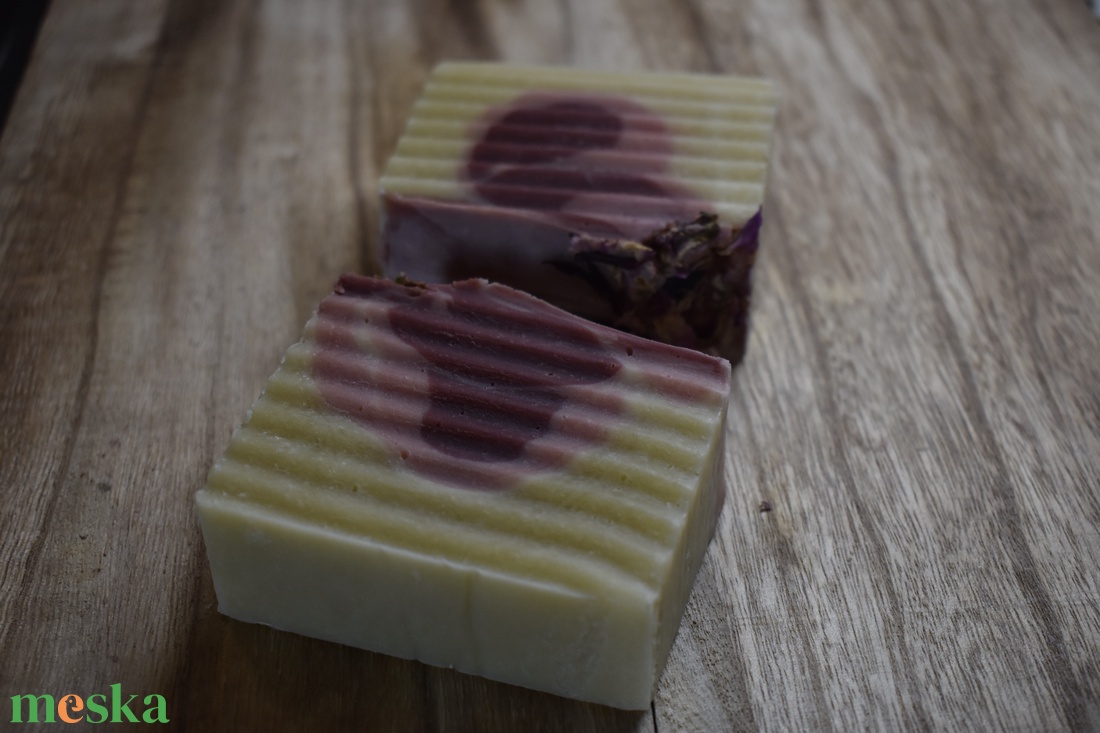 Bio rózsaszappan 130g - szépségápolás - szappan & fürdés - kézműves szappan - Meska.hu Bio rózsaszappan 130g - szépségápolás - szappan & fürdés - kézműves szappan - Meska.hu