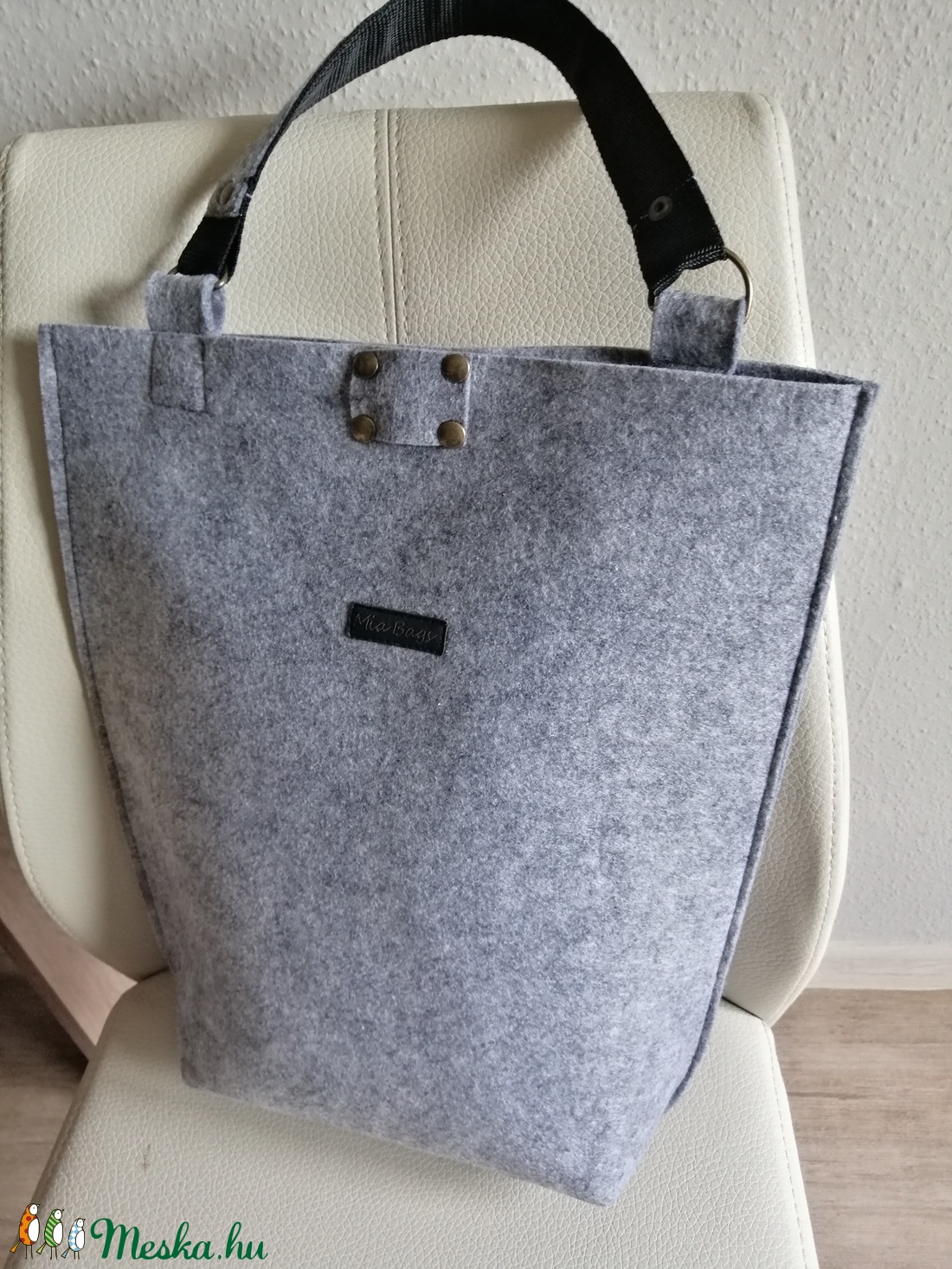 Filc táska  -  - Meska.hu