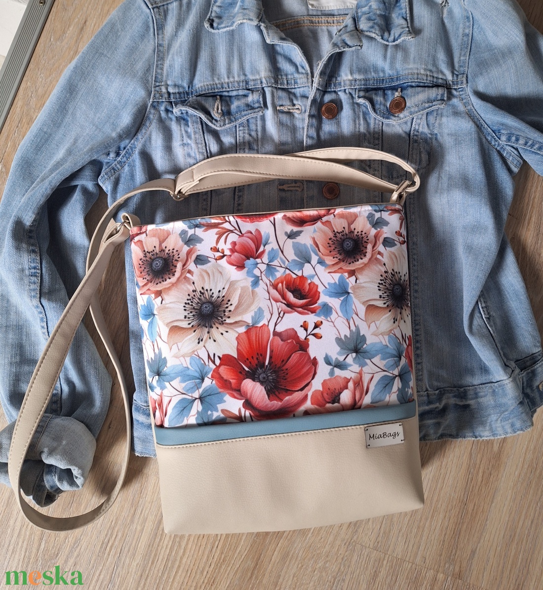 Virágos crossbody - táska & tok - kézitáska & válltáska - válltáska - Meska.hu Virágos crossbody - táska & tok - kézitáska & válltáska - válltáska - Meska.hu
