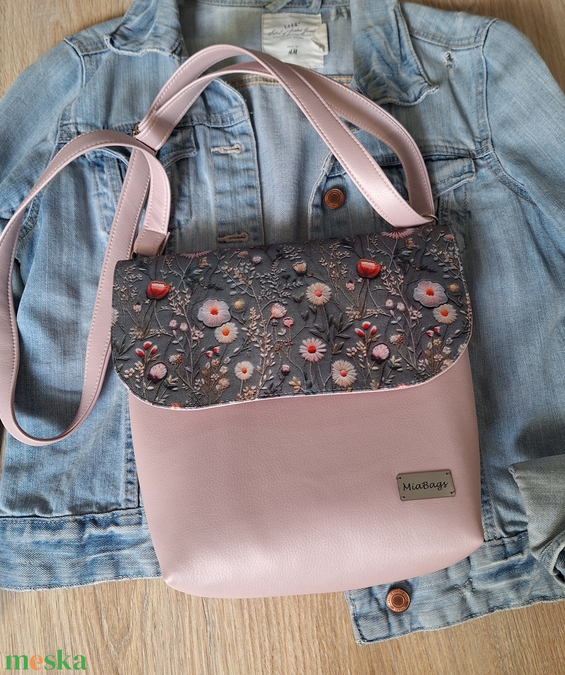 Púder crossbody - táska & tok - kézitáska & válltáska - válltáska - Meska.hu Púder crossbody - táska & tok - kézitáska & válltáska - válltáska - Meska.hu