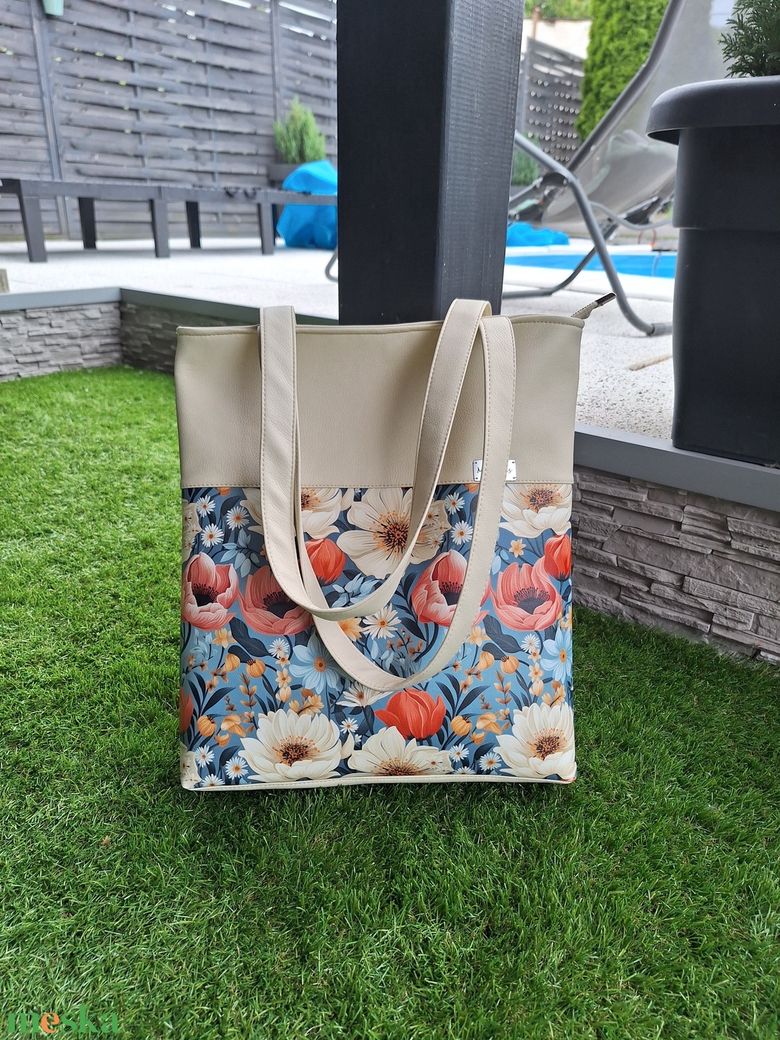 Virágos shopper - táska & tok - variálható táska - Meska.hu Virágos shopper - táska & tok - variálható táska - Meska.hu