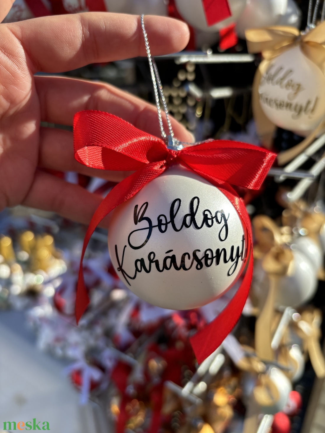 Egyedi neves mintás karácsonyi gömb - karácsony - karácsonyi lakásdekoráció - karácsonyfadíszek - Meska.hu