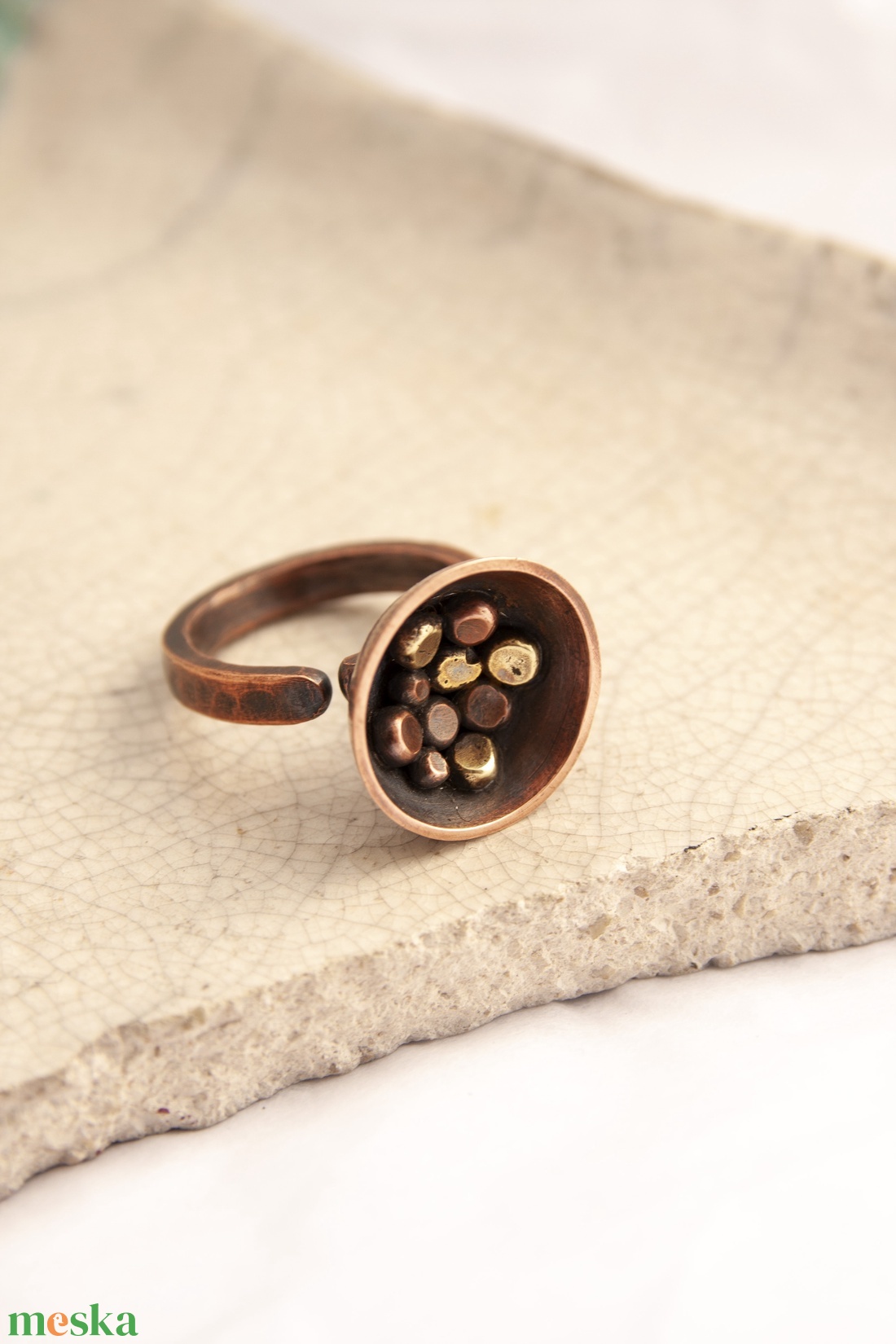 Békalencse - vörösréz gyűrű - ékszer - gyűrű - statement gyűrű - Meska.hu