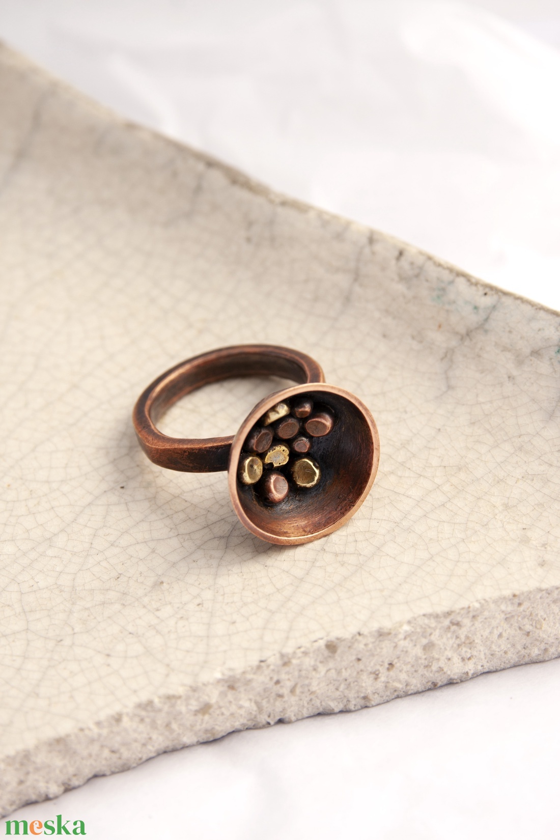 Békalencse - vörösréz gyűrű - ékszer - gyűrű - statement gyűrű - Meska.hu
