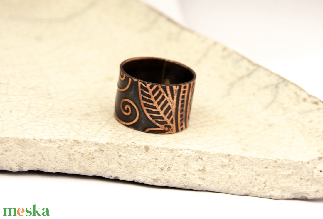 mehndi - széles,maratott vörösréz gyűrű - ékszer - gyűrű - kerek gyűrű - Meska.hu
