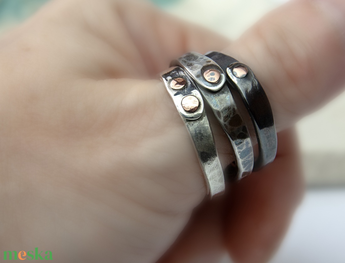 Holtpont - ezüst gyűrű réz szegeccsel - ékszer - gyűrű - kerek gyűrű - Meska.hu