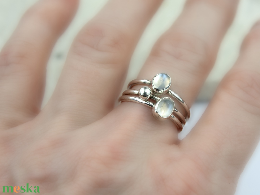 Jégvarázs - ezüst gyűrű holdkővel - ékszer - gyűrű - többköves gyűrű - Meska.hu