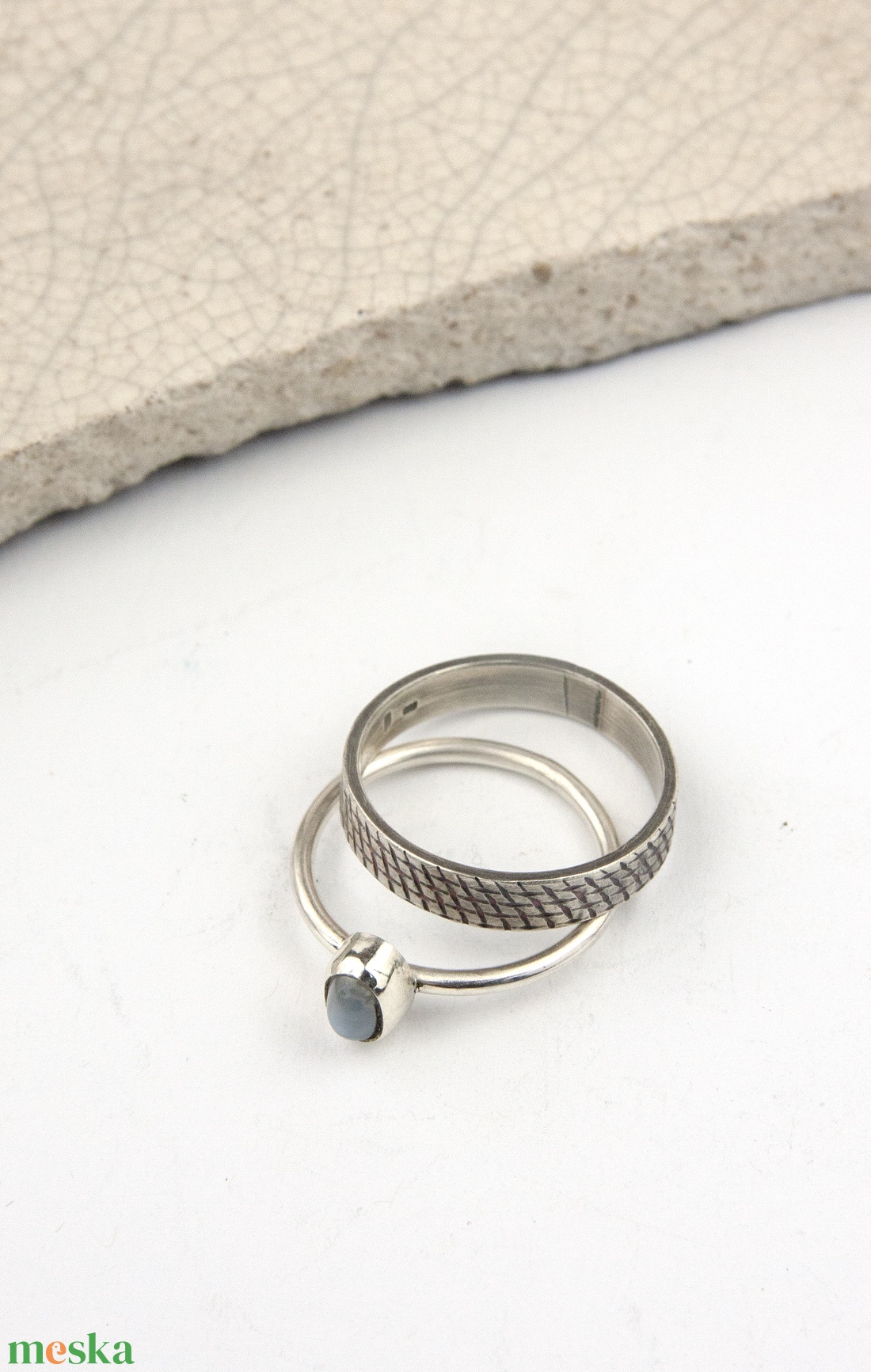 Idősík - ezüst gyűrű holdkővel - ékszer - gyűrű - vékony gyűrű - Meska.hu