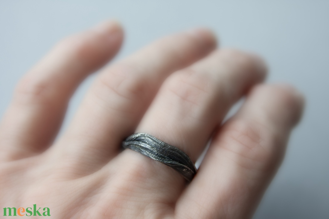Sötét oldal - ezüst gyűrű - ékszer - gyűrű - kerek gyűrű - Meska.hu