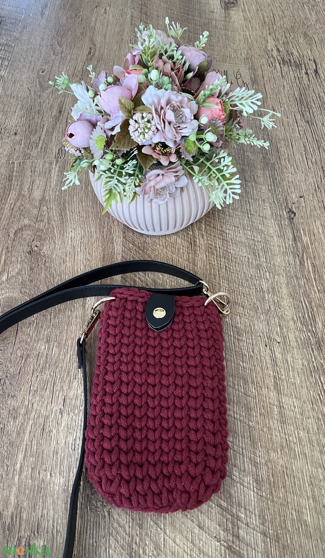 Horgolt mobil tartó táska - táska & tok - kézitáska & válltáska - vállon átvethető táska - Meska.hu