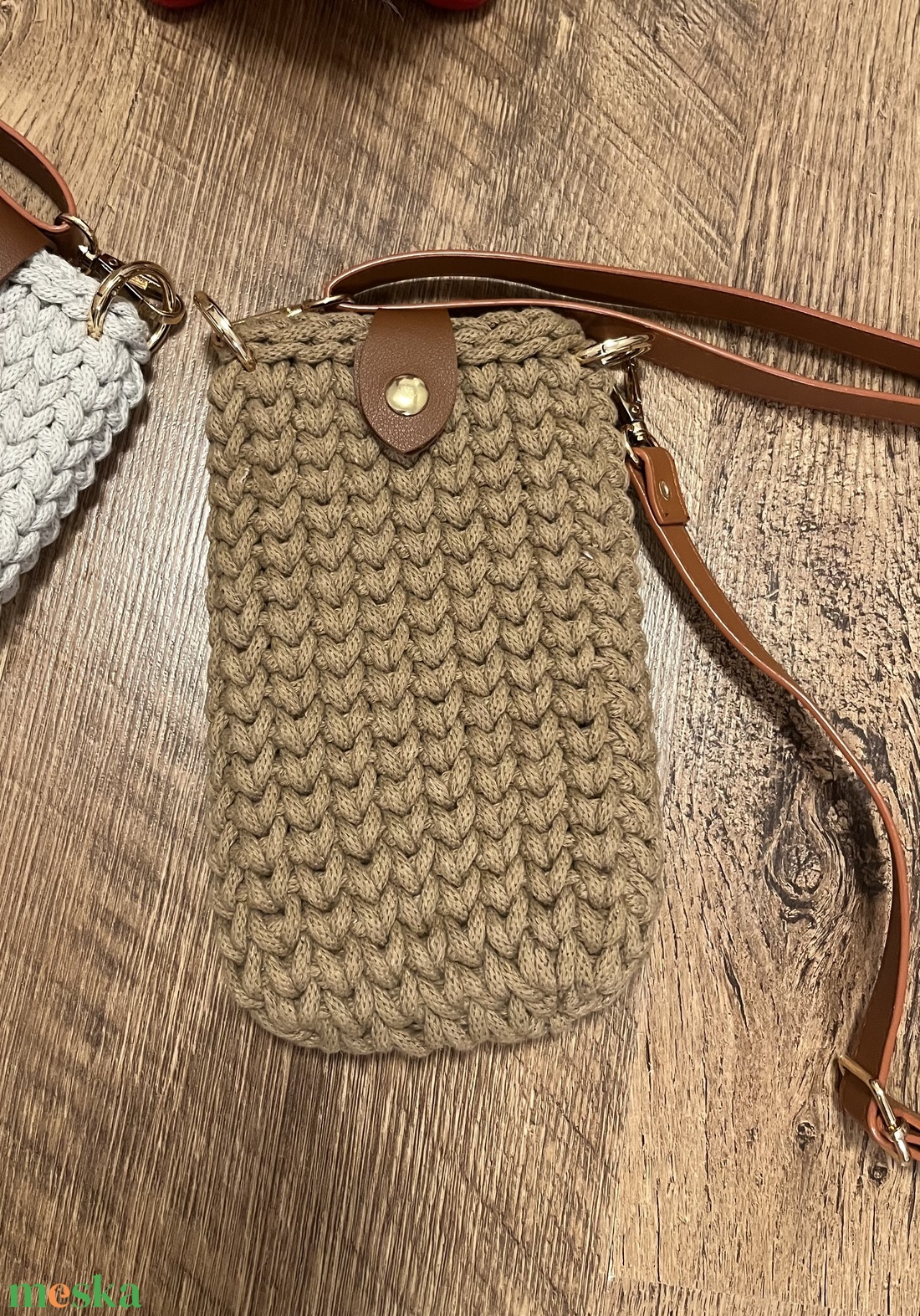 Horgolt  mobil tartó táska - táska & tok - kézitáska & válltáska - vállon átvethető táska - Meska.hu