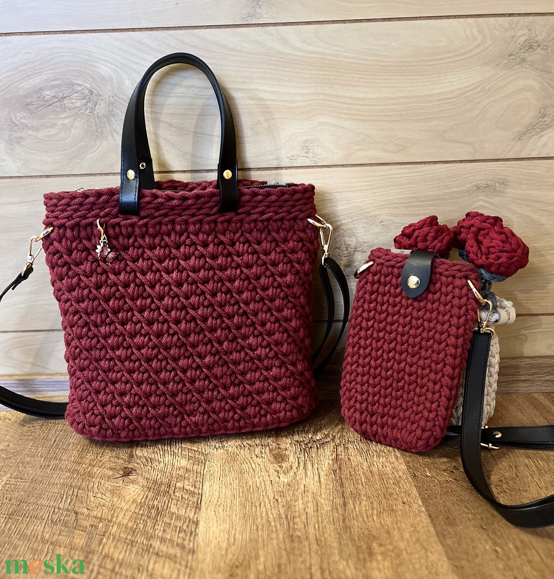 Horgolt mobil tartó táska - táska & tok - kézitáska & válltáska - vállon átvethető táska - Meska.hu